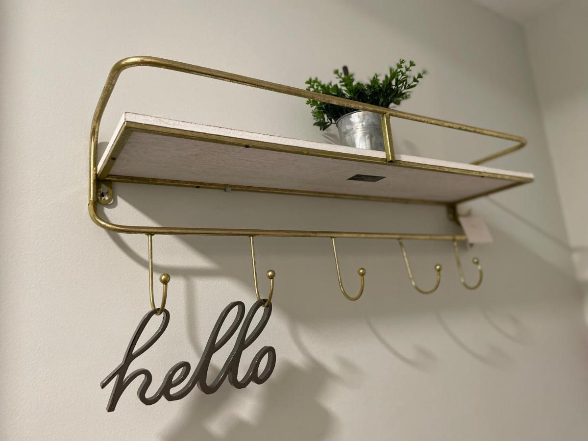 My Little Place Стратфорд Екстериор снимка